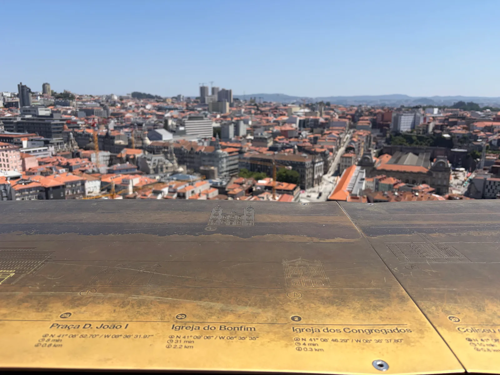 Atmosphere at Torre dos Clérigos Porto — travel photo