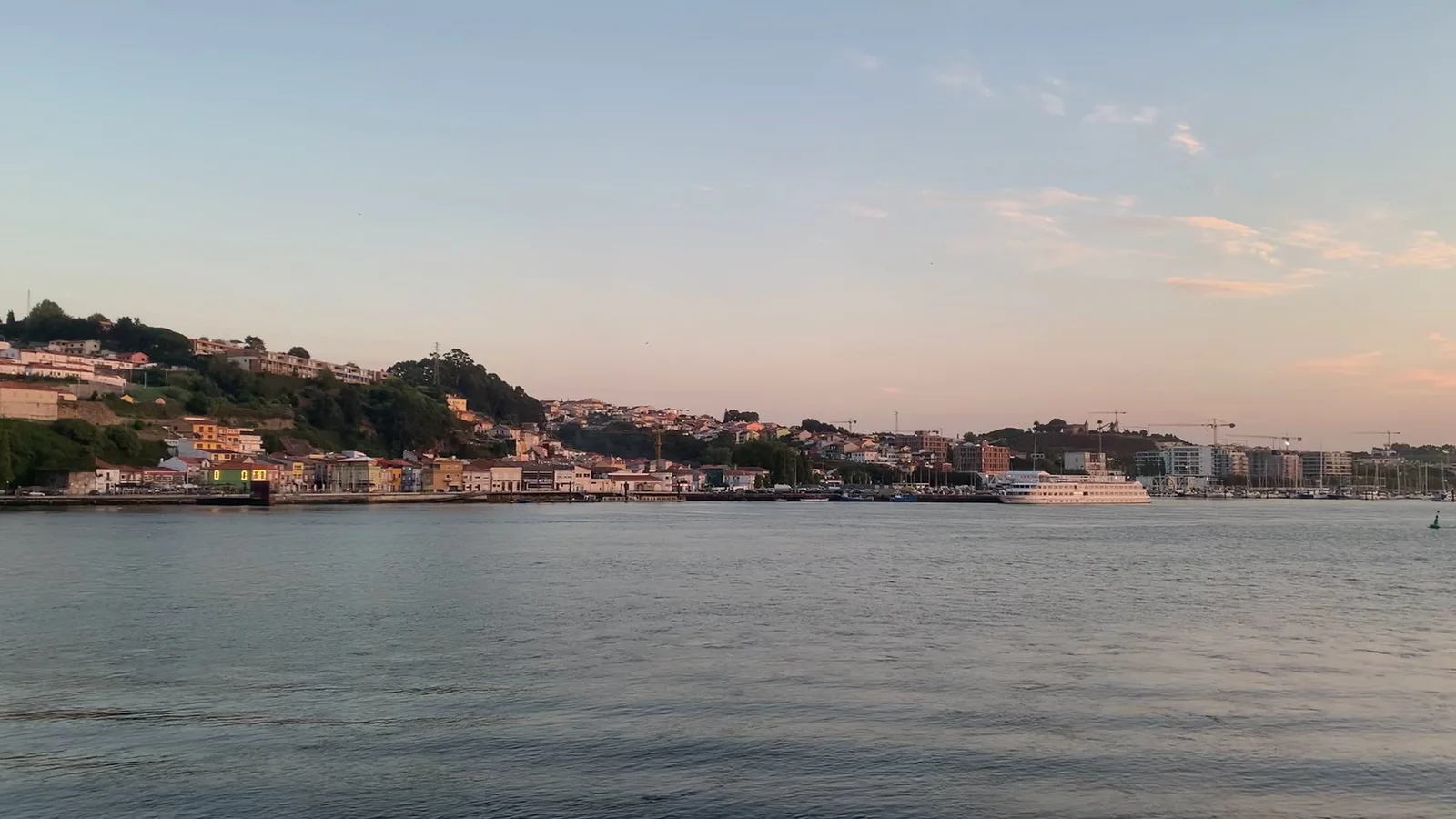 Details at Viewpoint Santa Catarina Porto — travel photo