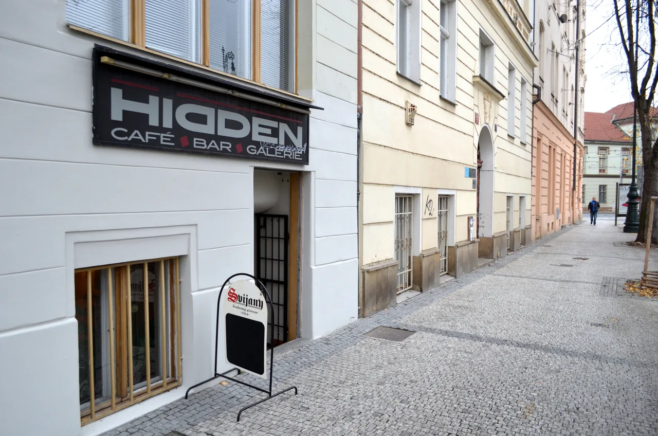 Bar Hidden — hidden gems guide Prague