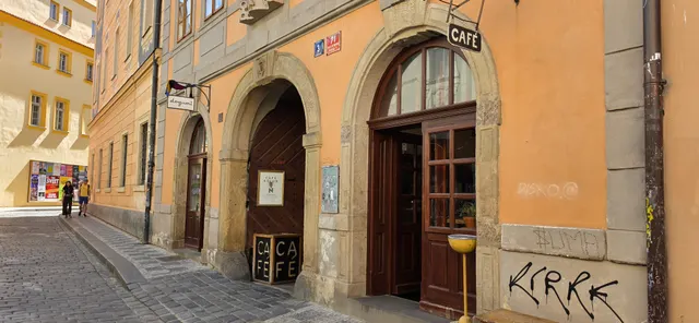 CAFÉ CLUB MÍŠEŇSKÁ