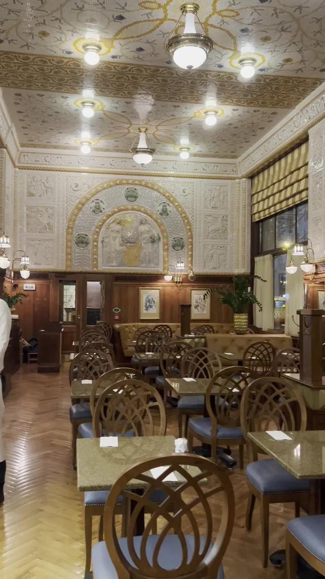 Café Imperial