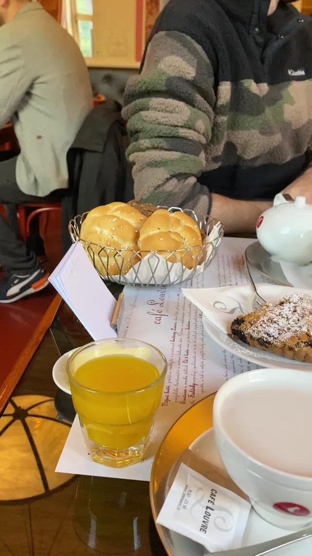 Café Louvre