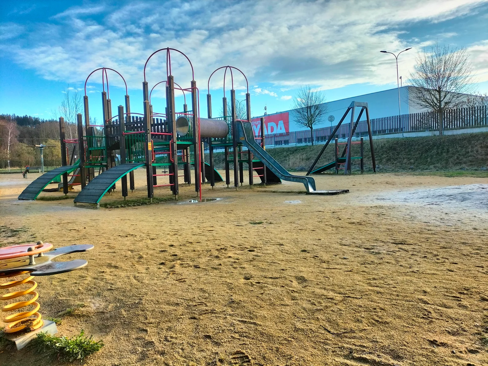 Details at Children’s Island Playground Prague — travel photo