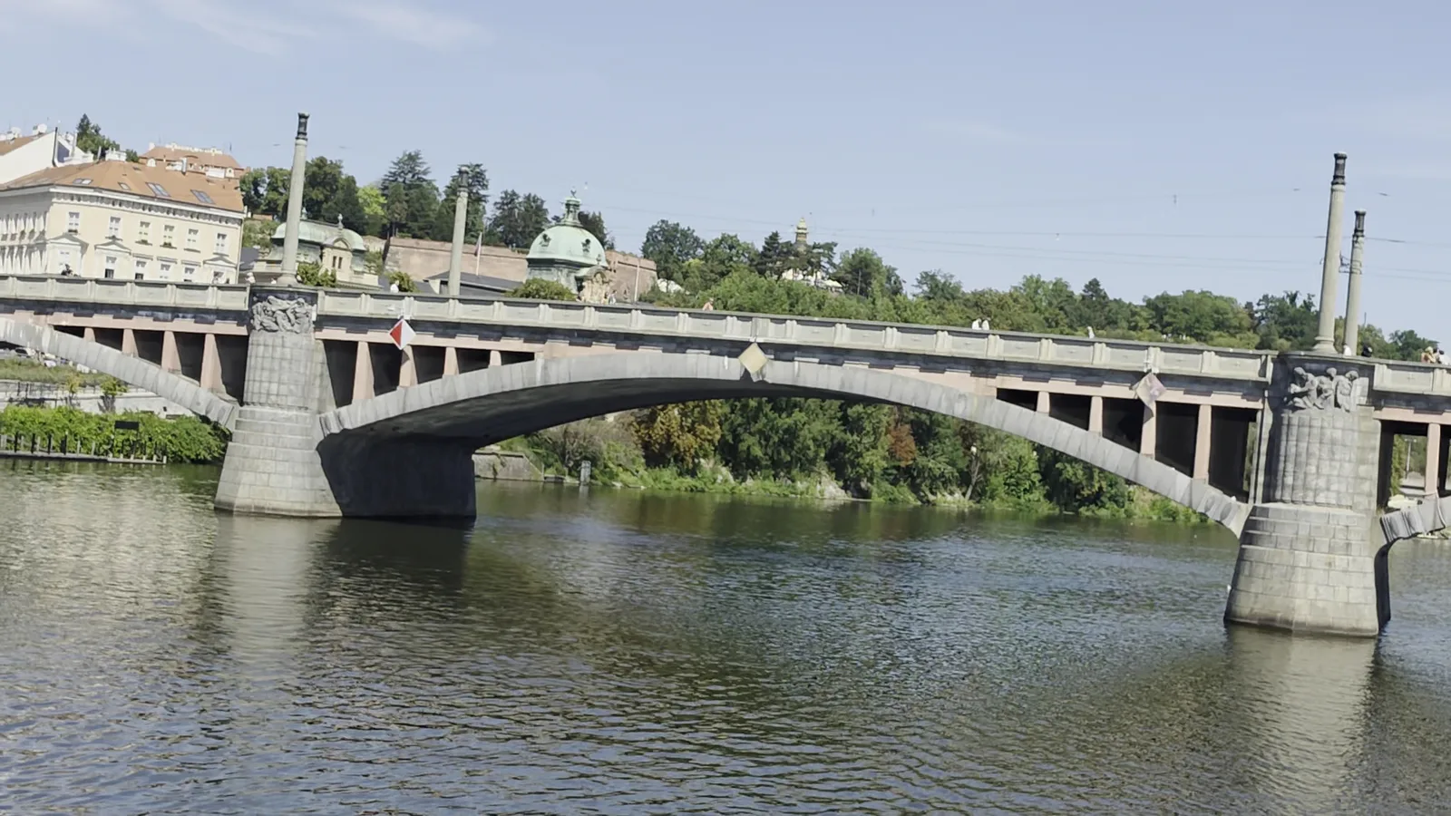 Main view at Manes Bridge Prague — travel photo