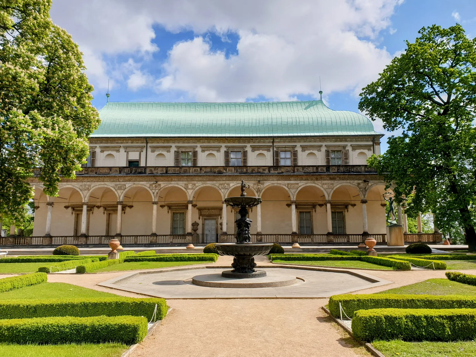 Details at The Royal Garden Prague — travel photo