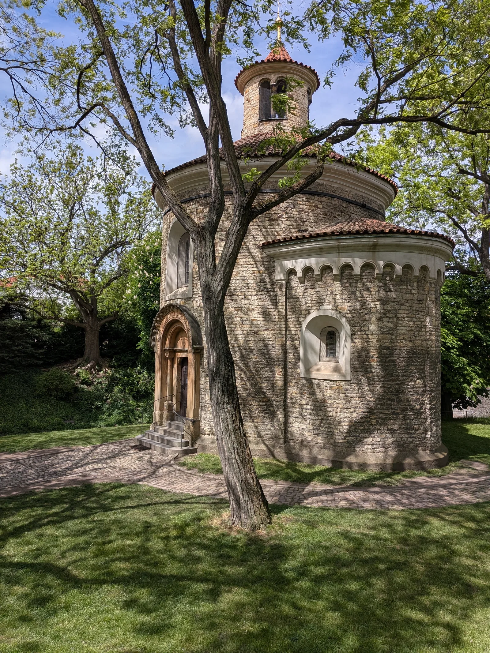 Atmosphere at Vyšehrad Prague — travel photo