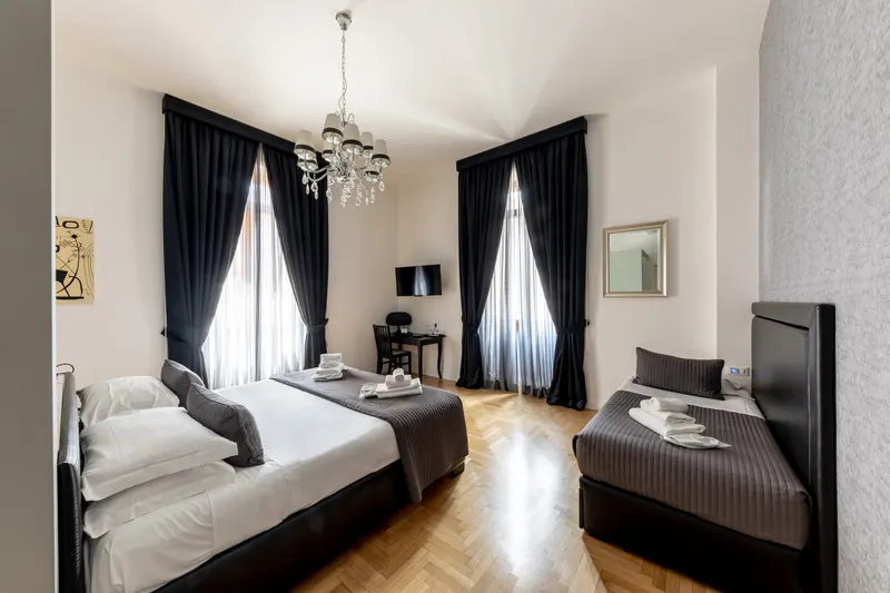Blue Inn (Luxury/Family Suites)