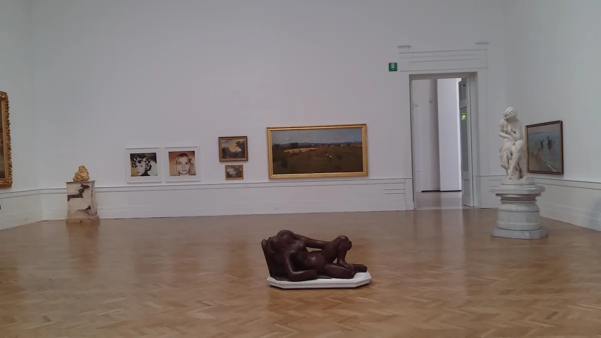 Interior at National Gallery of Modern and Contemporary Art Rome — travel photo