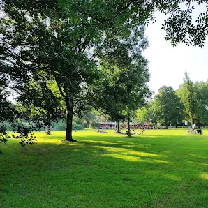 Kids activities at Vroesenpark Rotterdam — family travel photo