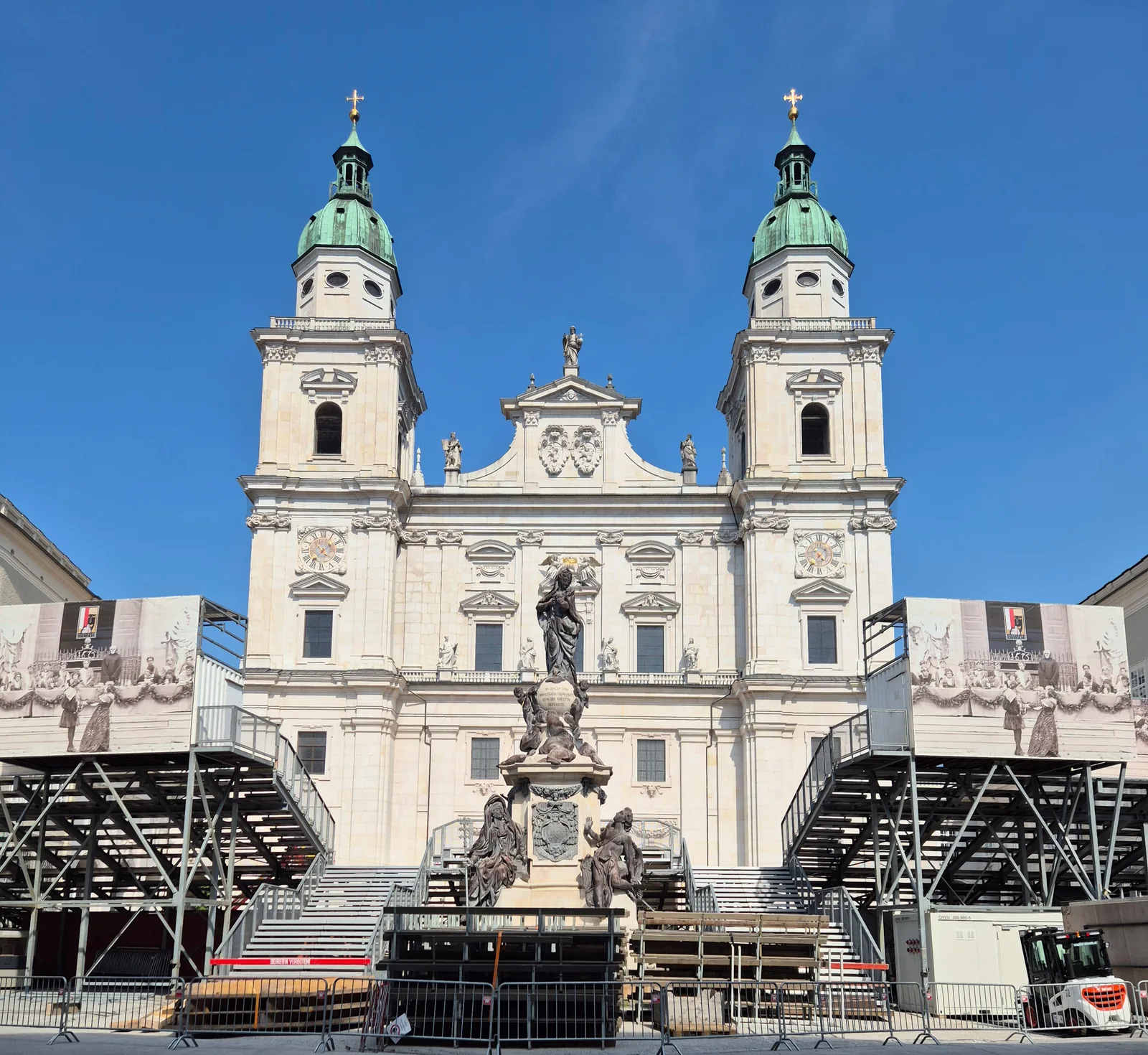 Atmosphere at Mozartplatz Salzburg — travel photo