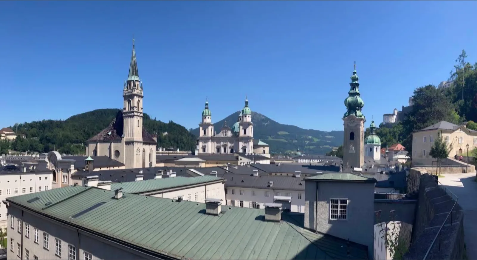 Details at Panorama Altstadt yes Salzburg — travel photo