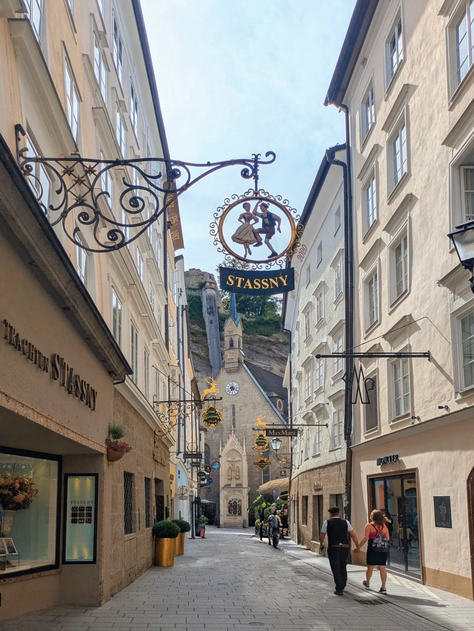 Details at Residenzbrunnen Salzburg — travel photo