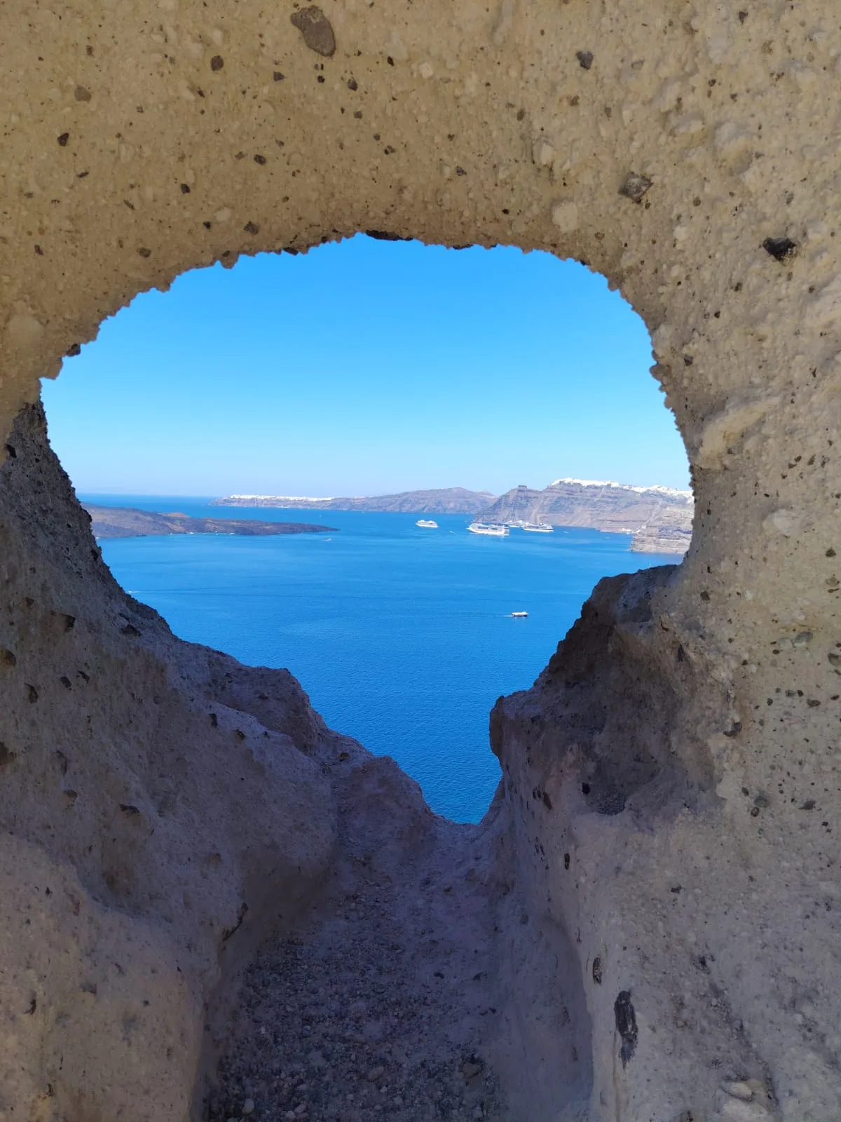 Main view at Heart of Santorini Santorini — travel photo