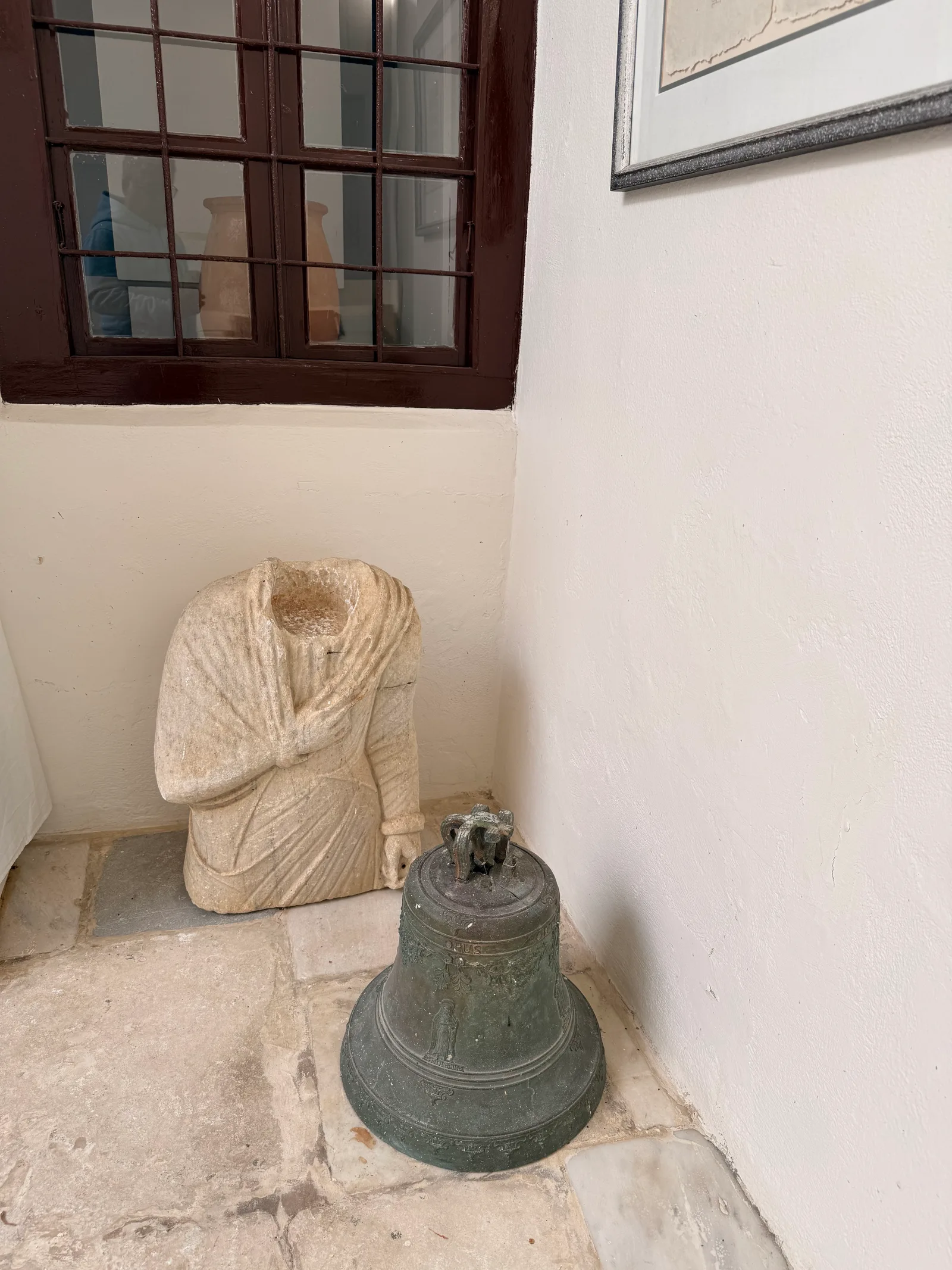 Details at Megaro Gizi Santorini — travel photo