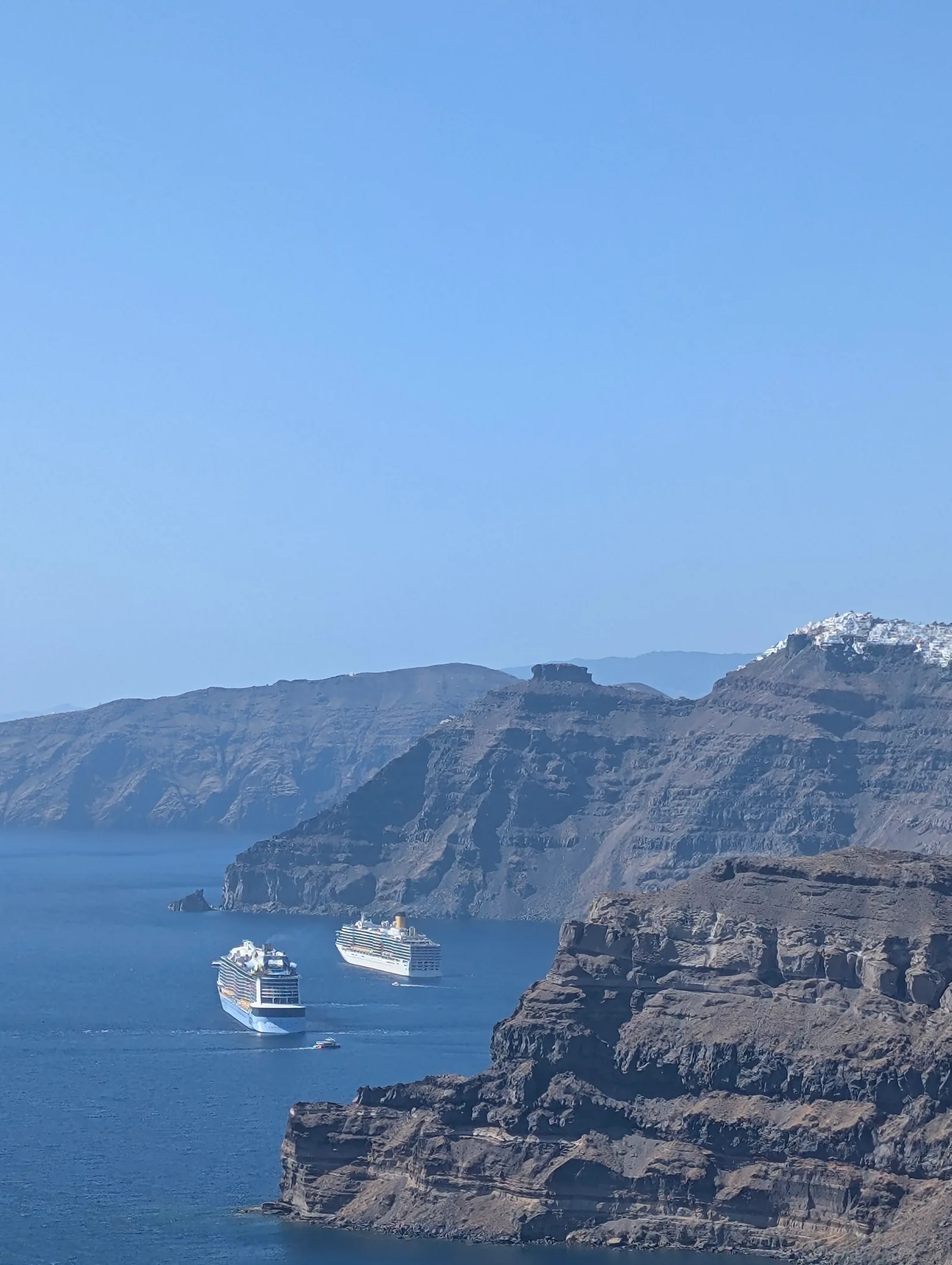 Interior at MJ lookout Santorini — travel photo