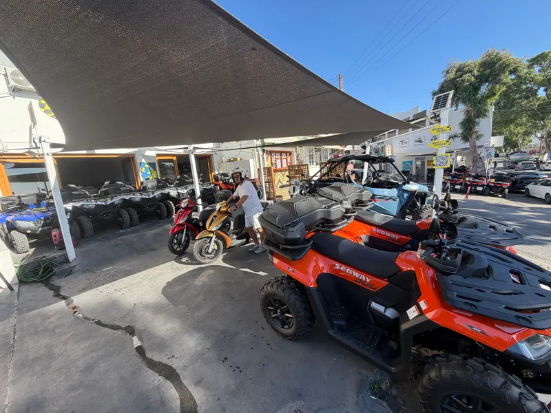 Moto Manos Fira rental car atv buggy scooter