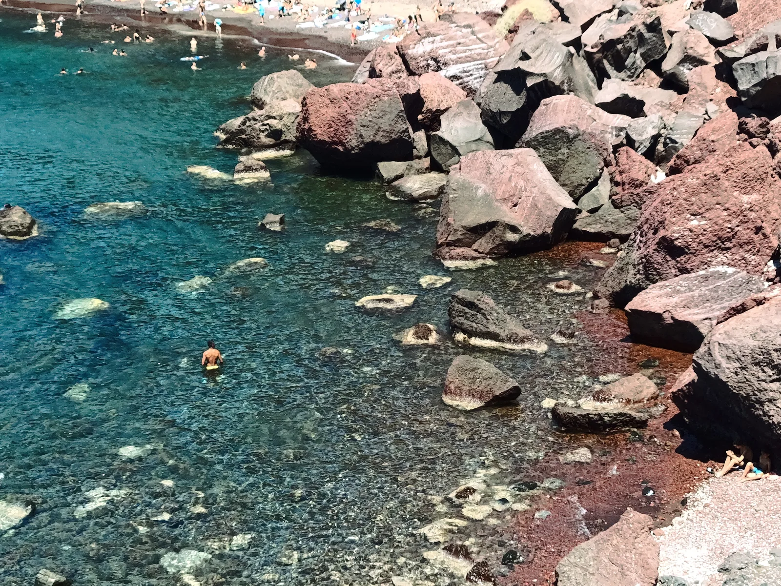 Main view at Red Beach Viewpoint Santorini — travel photo