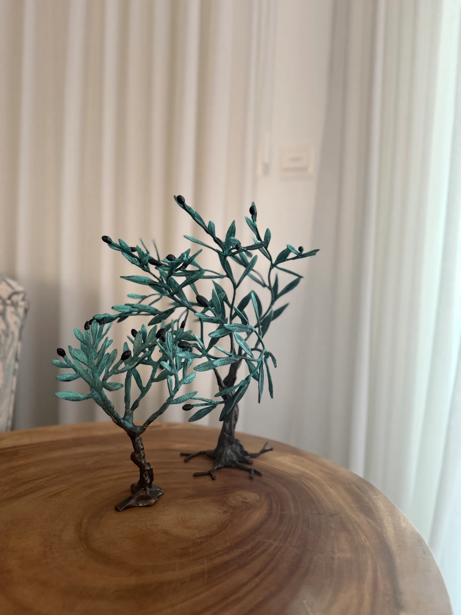 Details at Santorini Art Glass Margaret & Alexia Santorini — travel photo