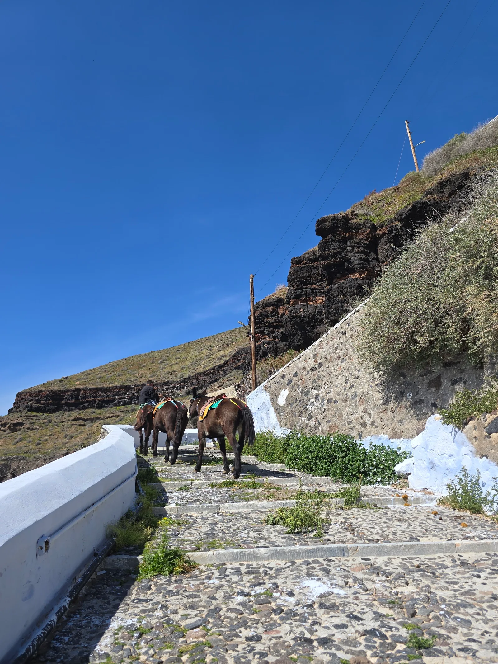 Atmosphere at Santorini Old Harbour Trail Santorini — travel photo