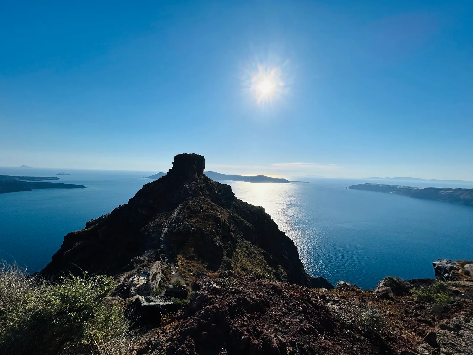 Atmosphere at Skaros Rock Santorini — travel photo