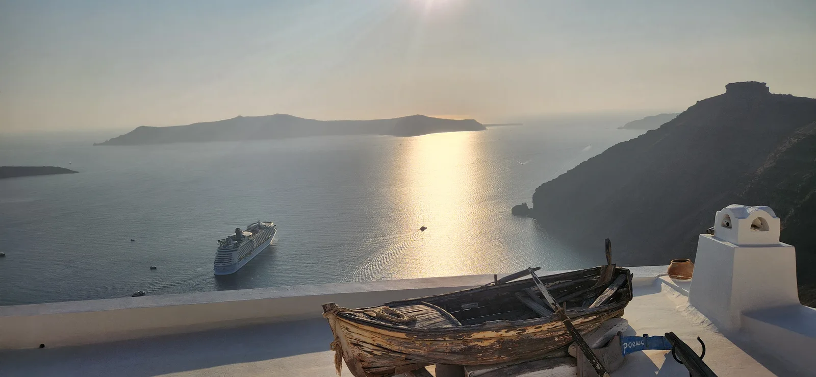 Atmosphere at Sunset Fira Santorini — travel photo
