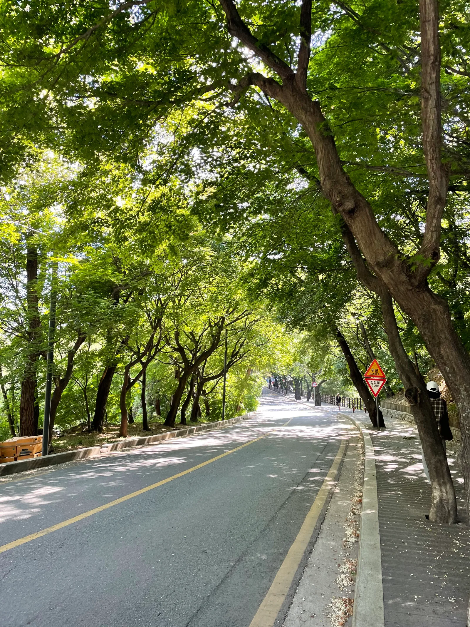 Atmosphere at Atcha mountain park Seoul — travel photo