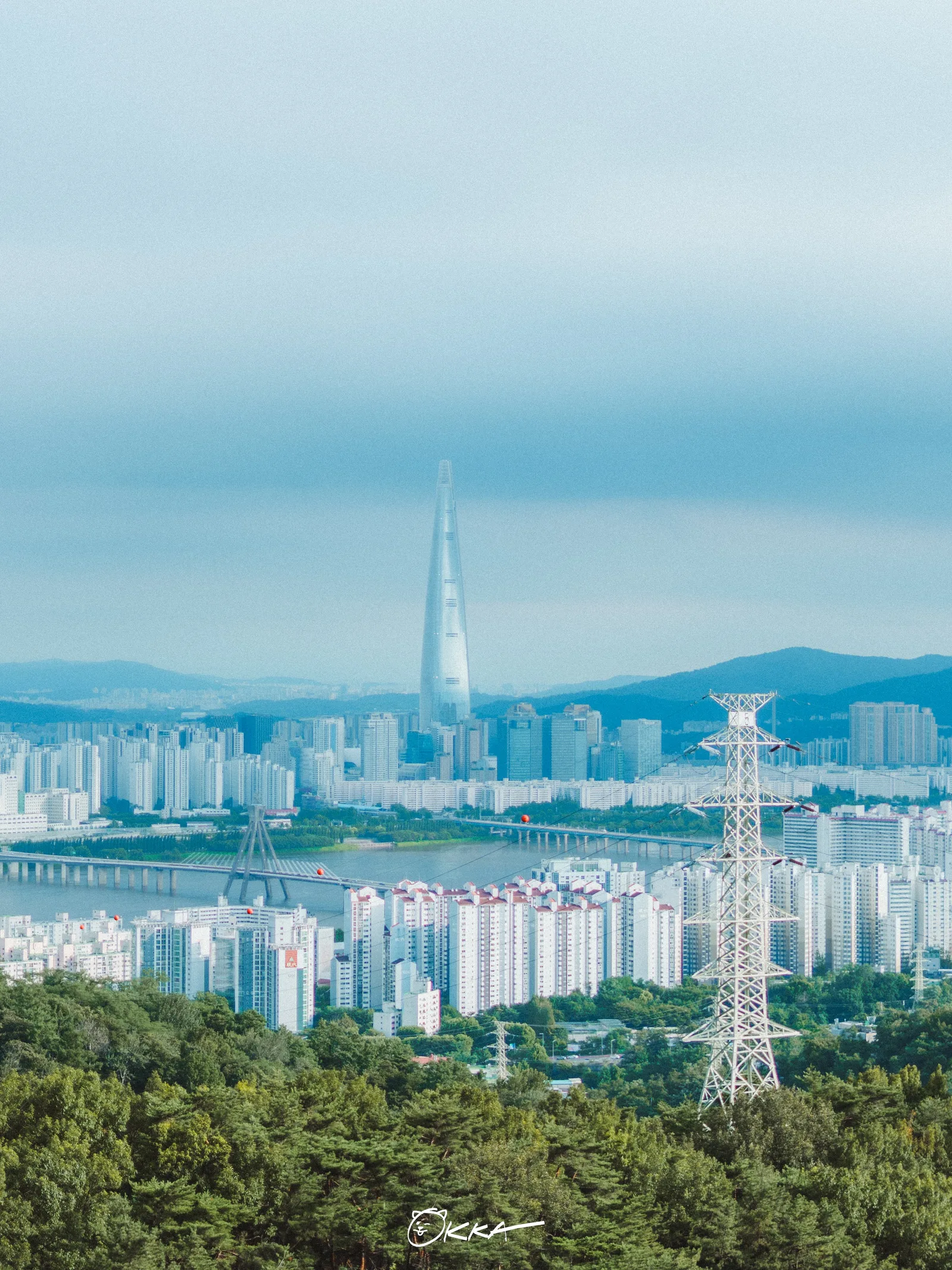 Atcha mountain park — romantic guide Seoul