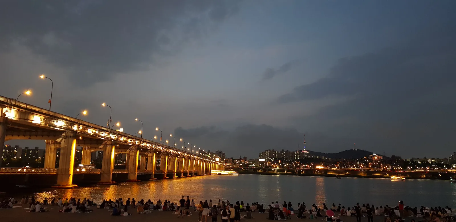 Interior at Banpo Hangang Park Seoul — travel photo