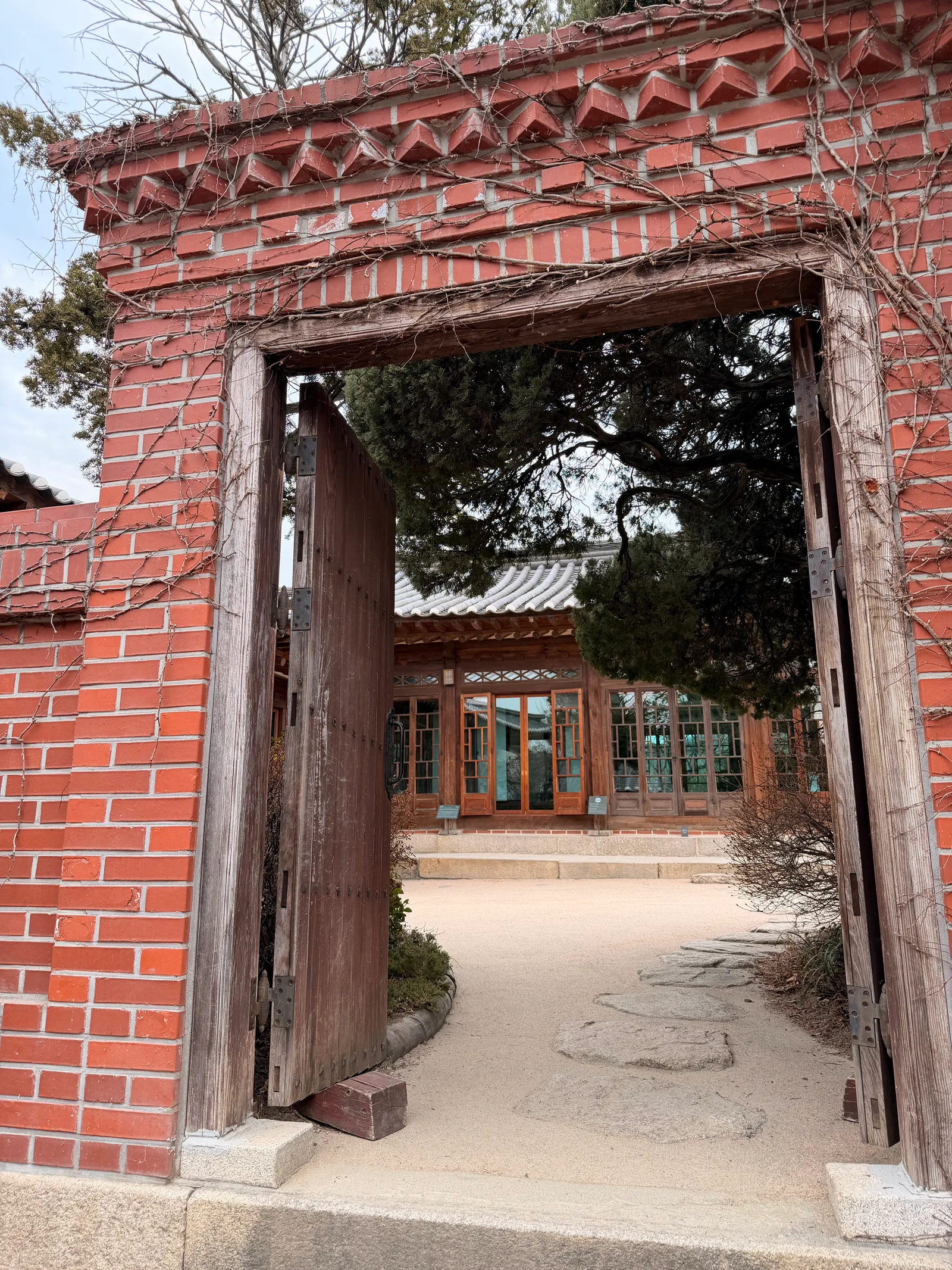 Details at House of Baek Inje Seoul — travel photo