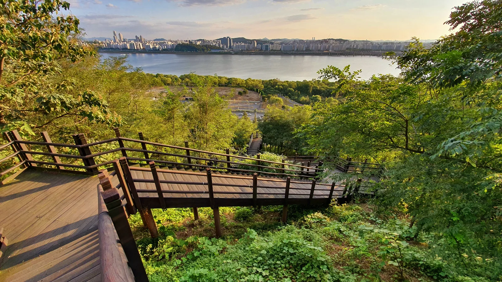 Main view at Noeul Park 노을공원 Seoul — travel photo