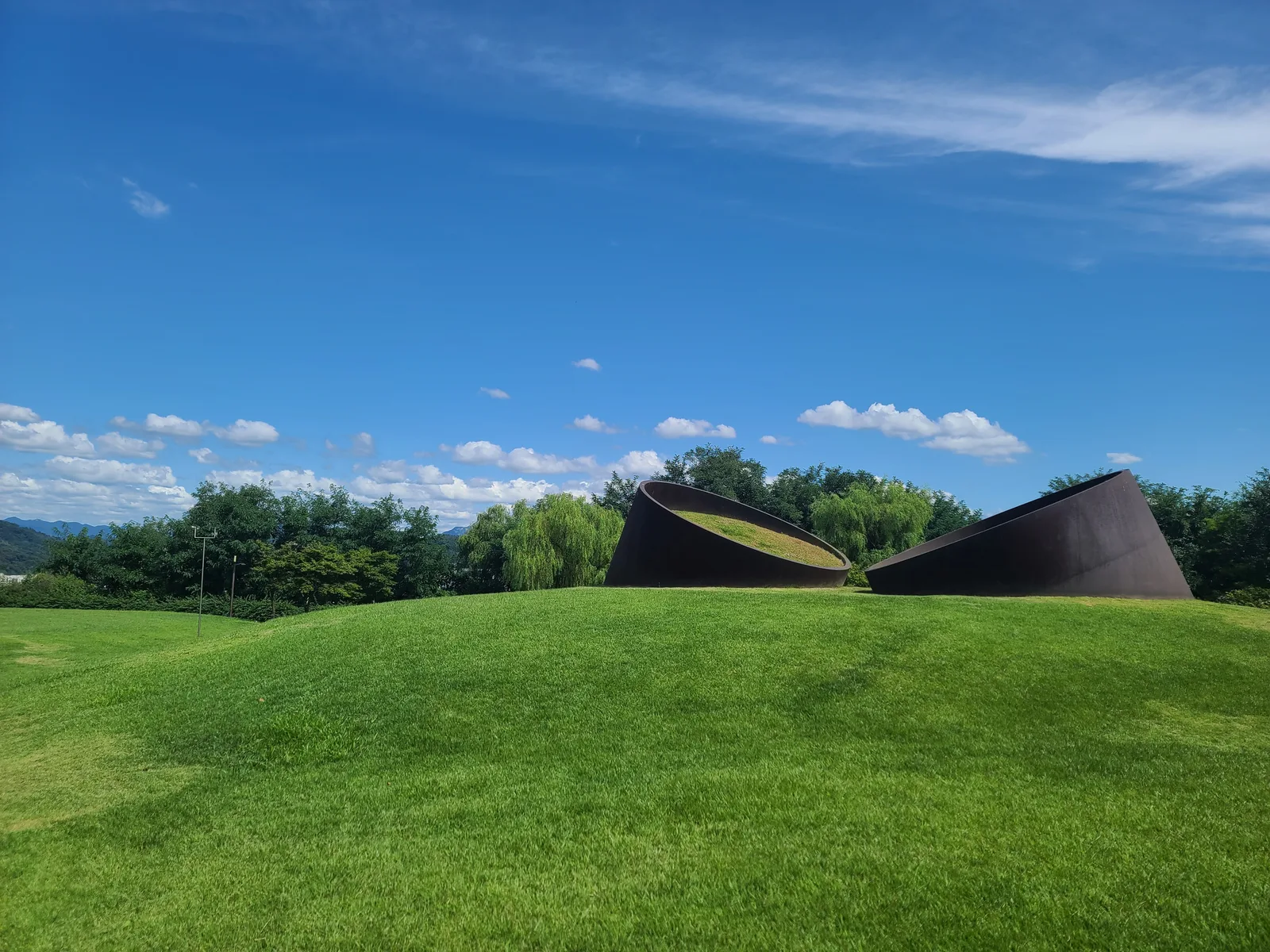Atmosphere at Noeul Park 노을공원 Seoul — travel photo