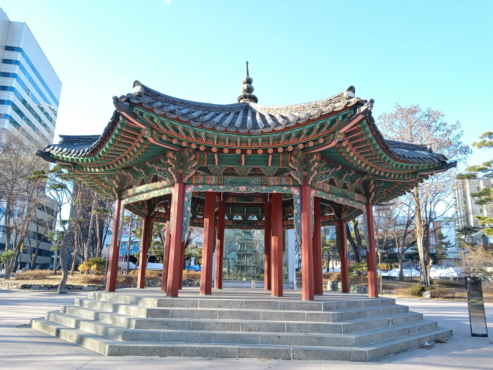 Main view at Tapgol Park Seoul — travel photo