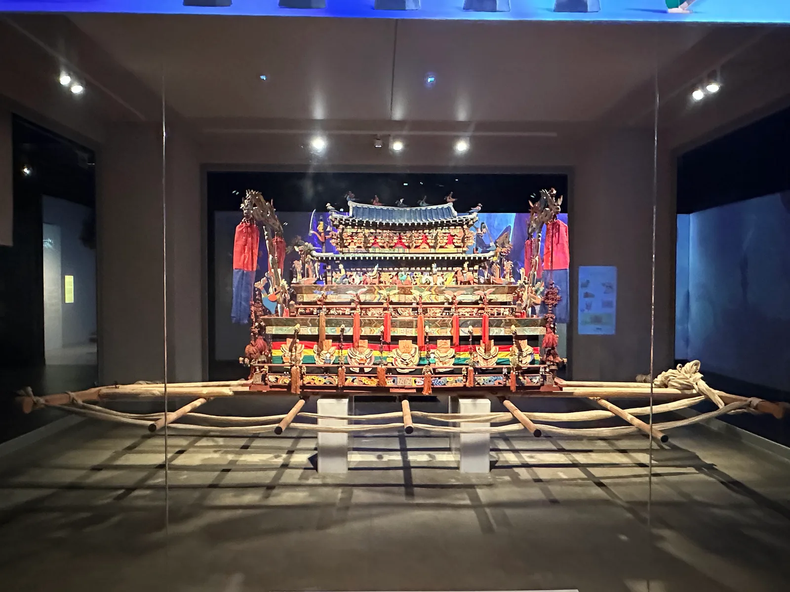 Atmosphere at The National Folk Museum of Korea Seoul — travel photo