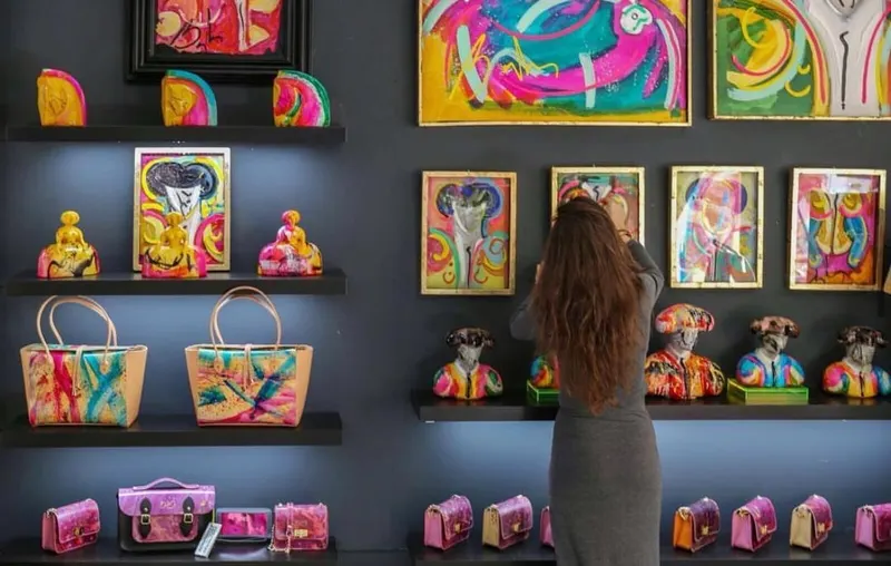 B A L C R I S Gallery — Gallery in Seville