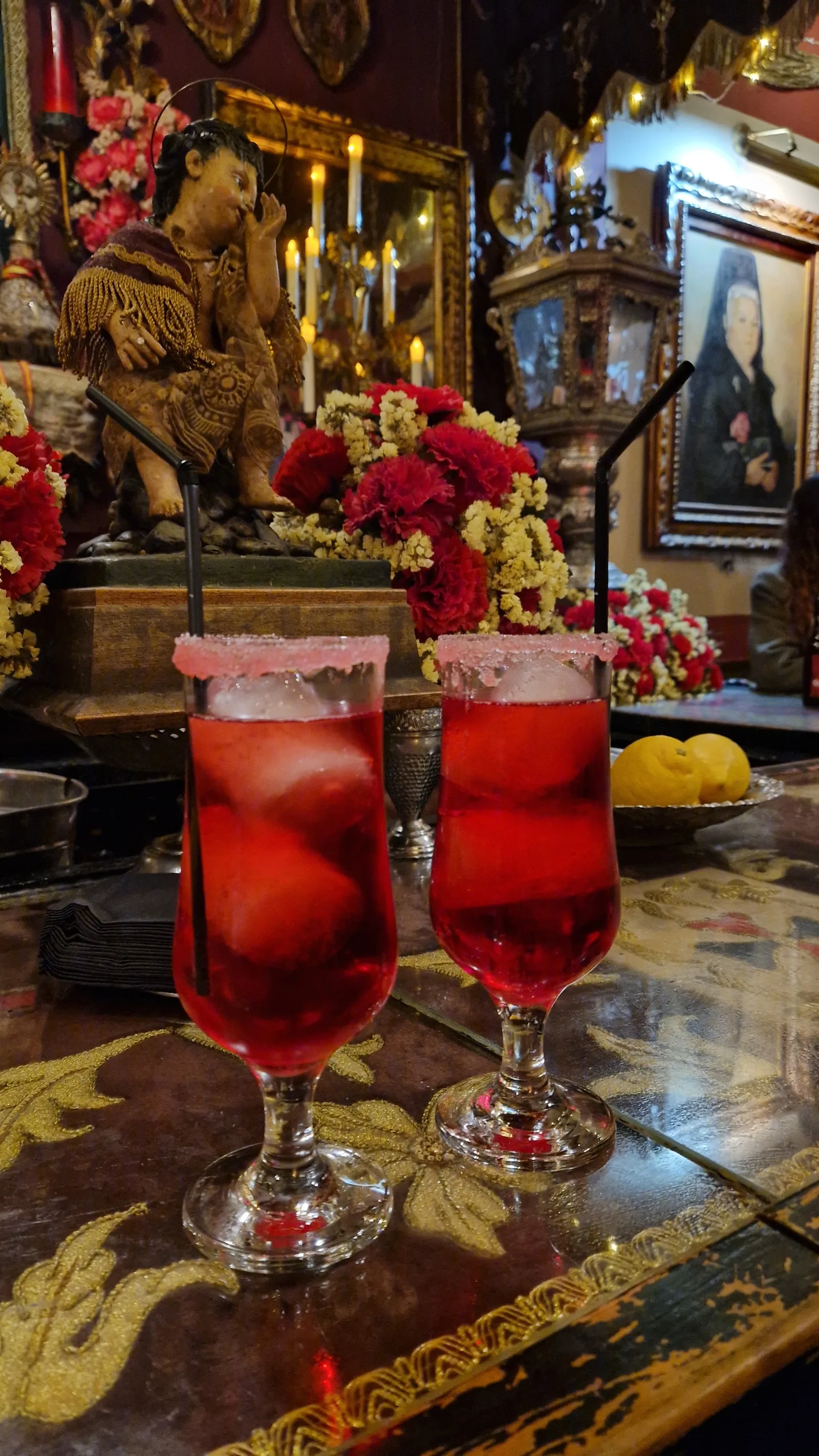 Atmosphere at Bar Garlochí Seville — travel photo