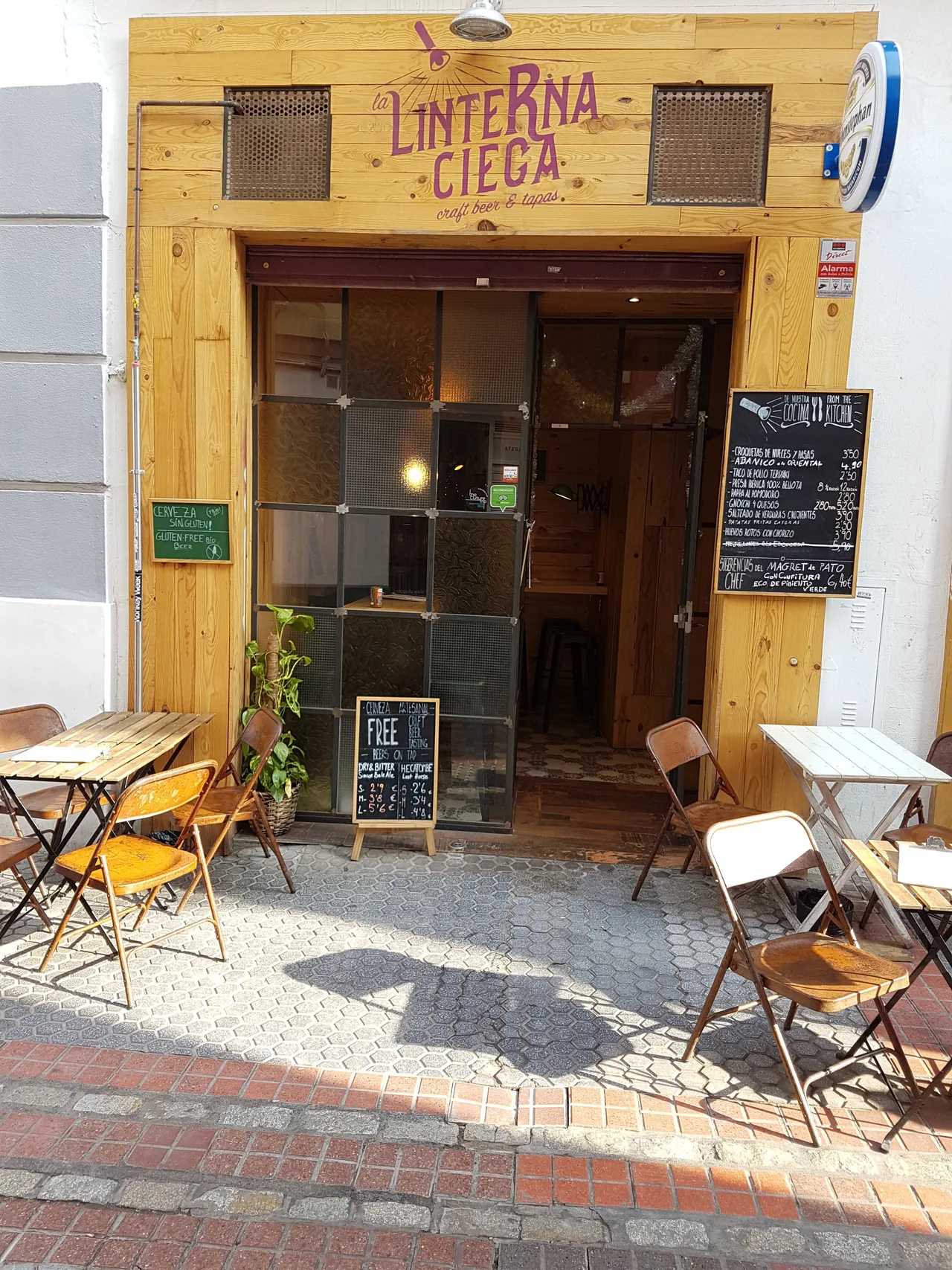 Cervecería La Linterna Ciega