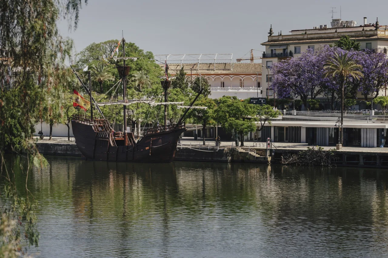 Seville culture — Espacio Exploraterra · Centro Nao Victoria