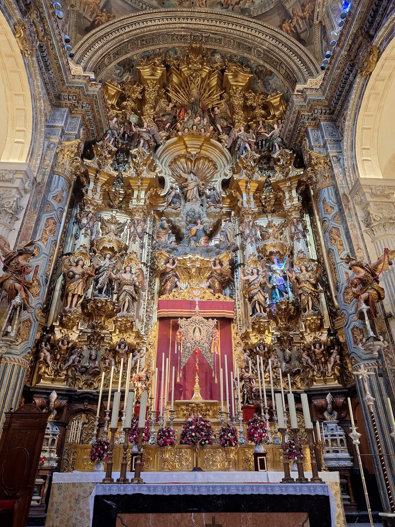 Iglesia Colegial del Divino Salvador