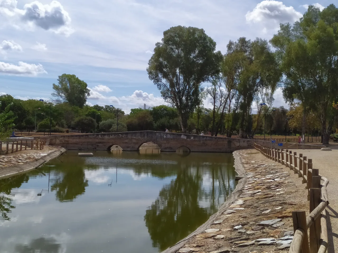 Parque Miraflores — budget guide Seville