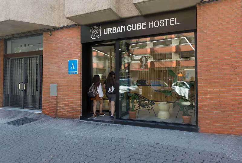 Urban Cube Hostel Sevilla