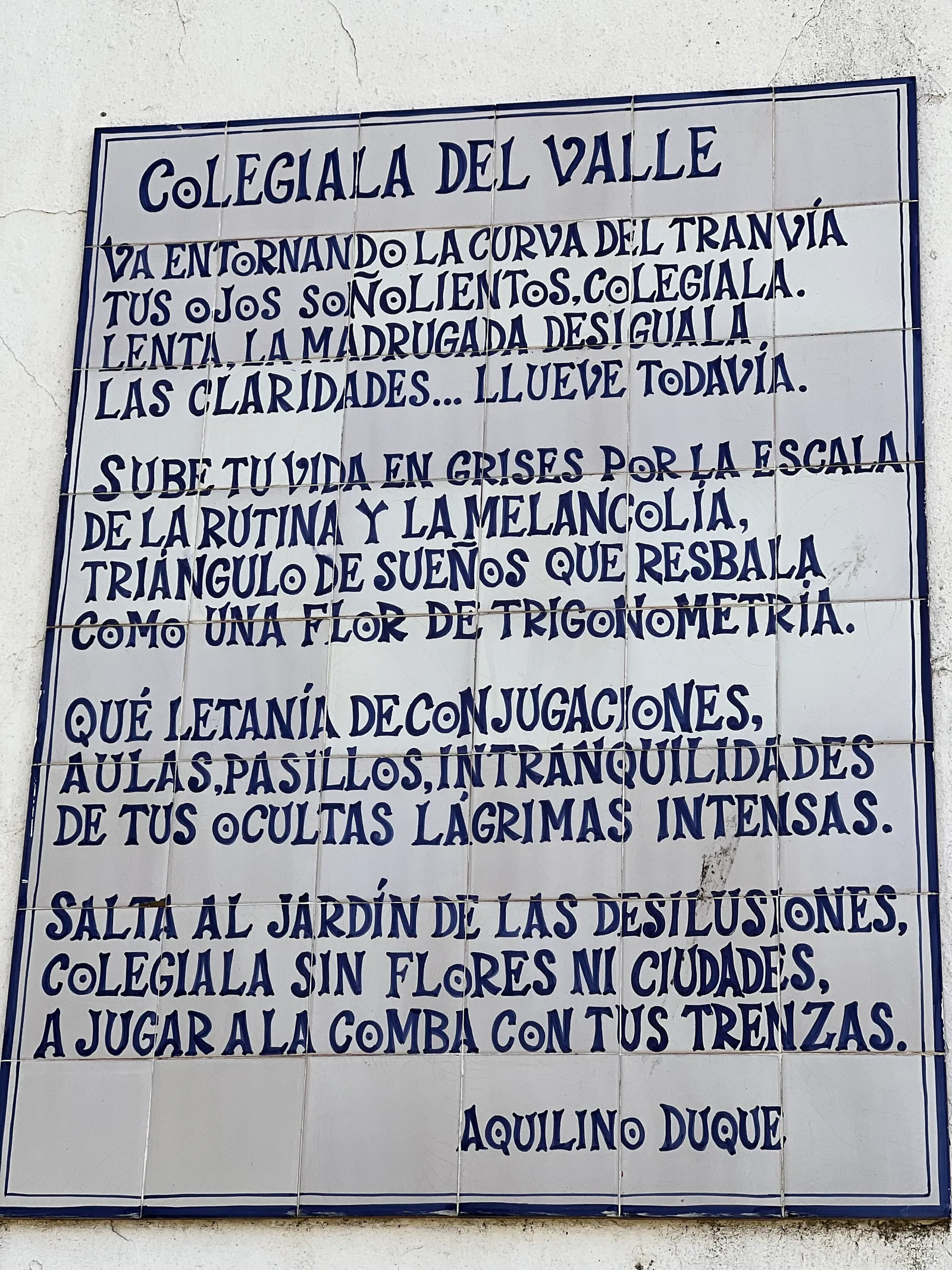 Details at Valle Garden Seville — travel photo