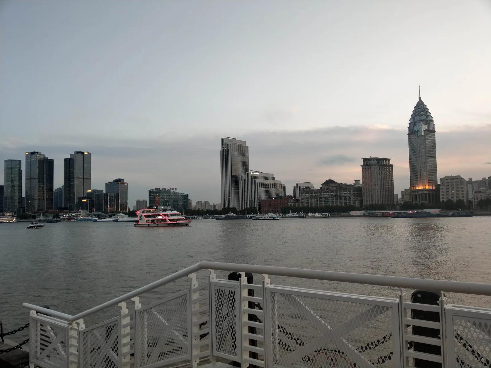 Binjiang Park — budget guide Shanghai