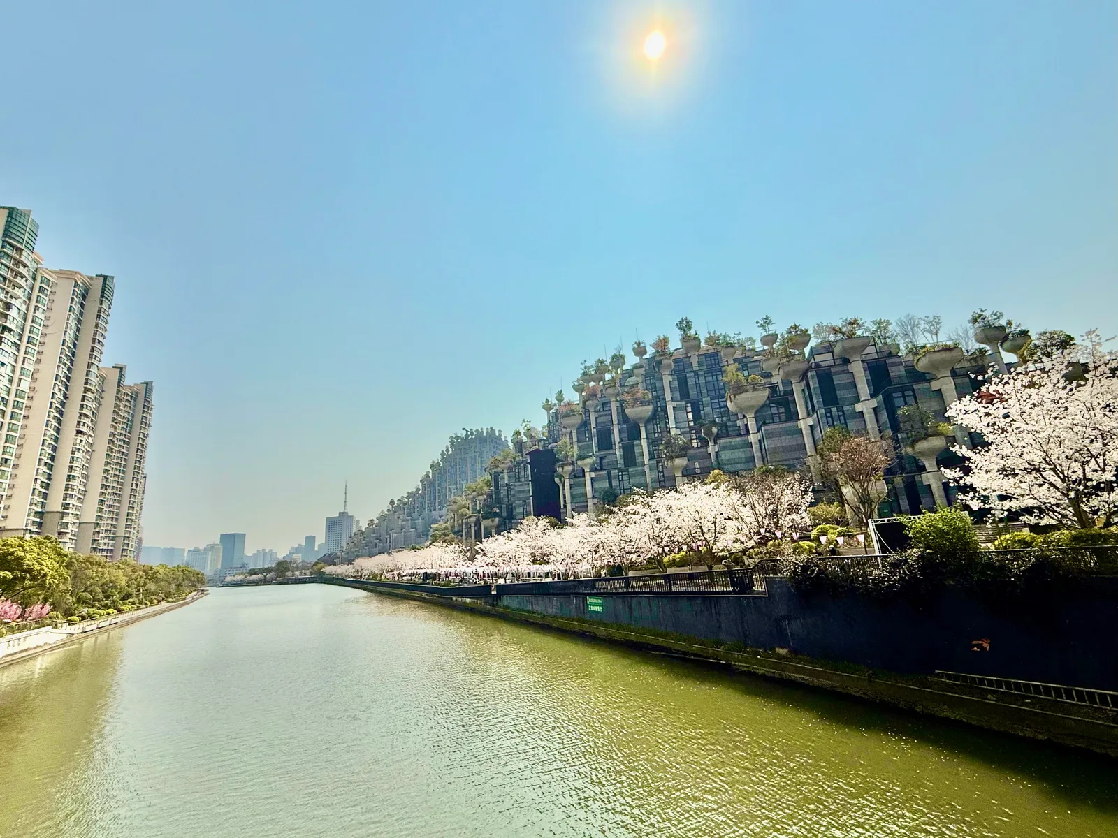 Main view at Environmental Theme Park of Suzhouhe Mengqing Garden Shanghai — travel photo