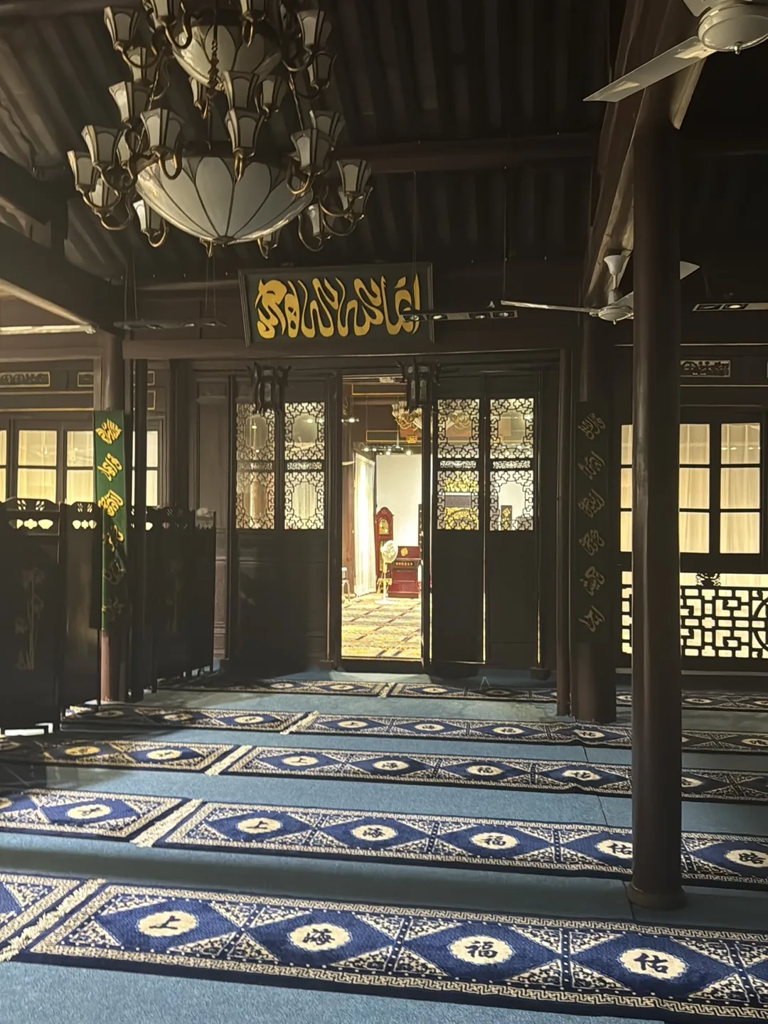 Fuyou Road Mosque — culture guide Shanghai