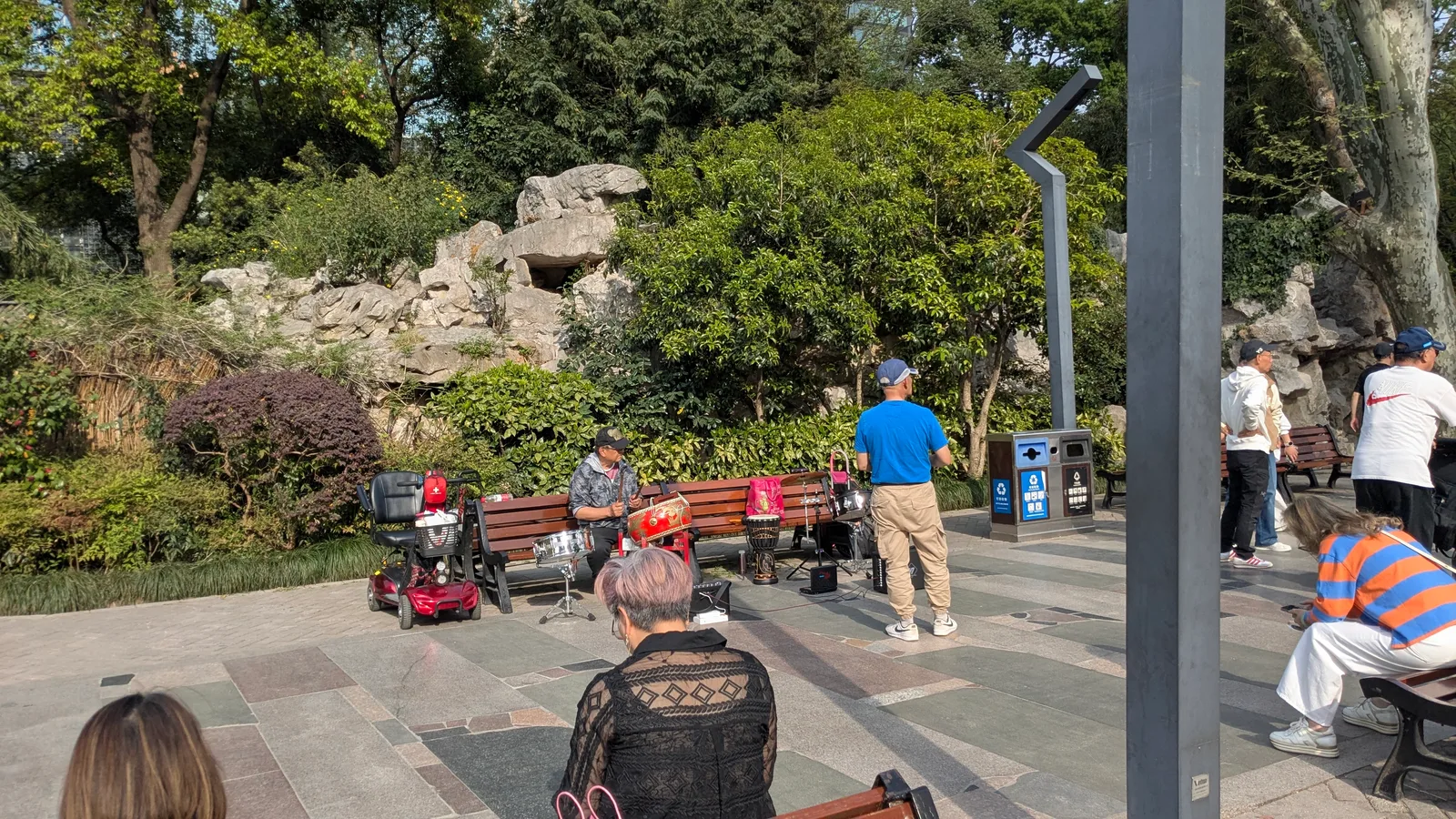 Details at Jing'an Park Shanghai — travel photo
