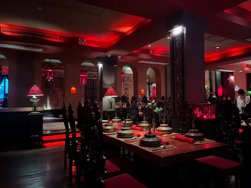 Lost Heaven Bar
