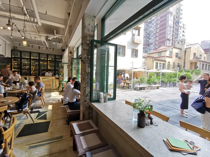 RAC Coffee & Bar