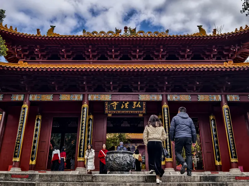 Hongfa Temple — history museum in Shenzhen
