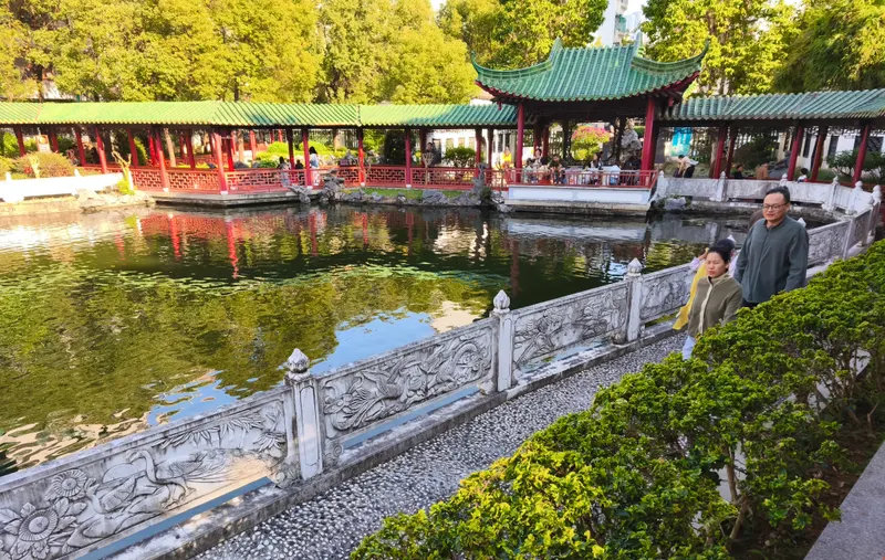 Jinxiu Park (East Gate)