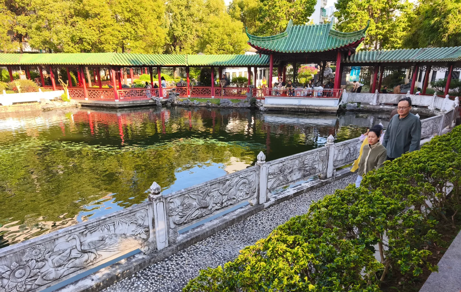 Jinxiu Park (East Gate)